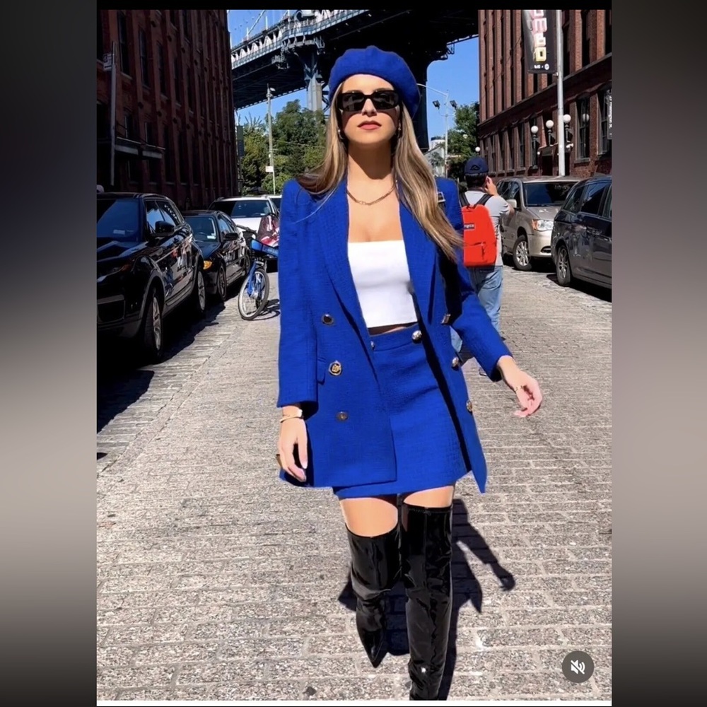 Blogger fav Nwt Zara blazer texture dress